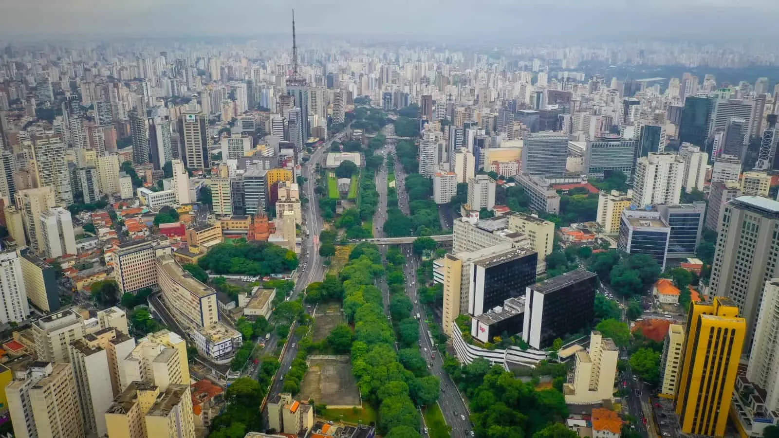 Conheça os 10 municípios que mais abriram empresas em 2025