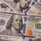 Dólar dispara a R$ 5,36 e pressiona bolsa em dia de cautela global