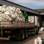 Brasil transforma embalagens agrícolas em referência mundial de economia circular