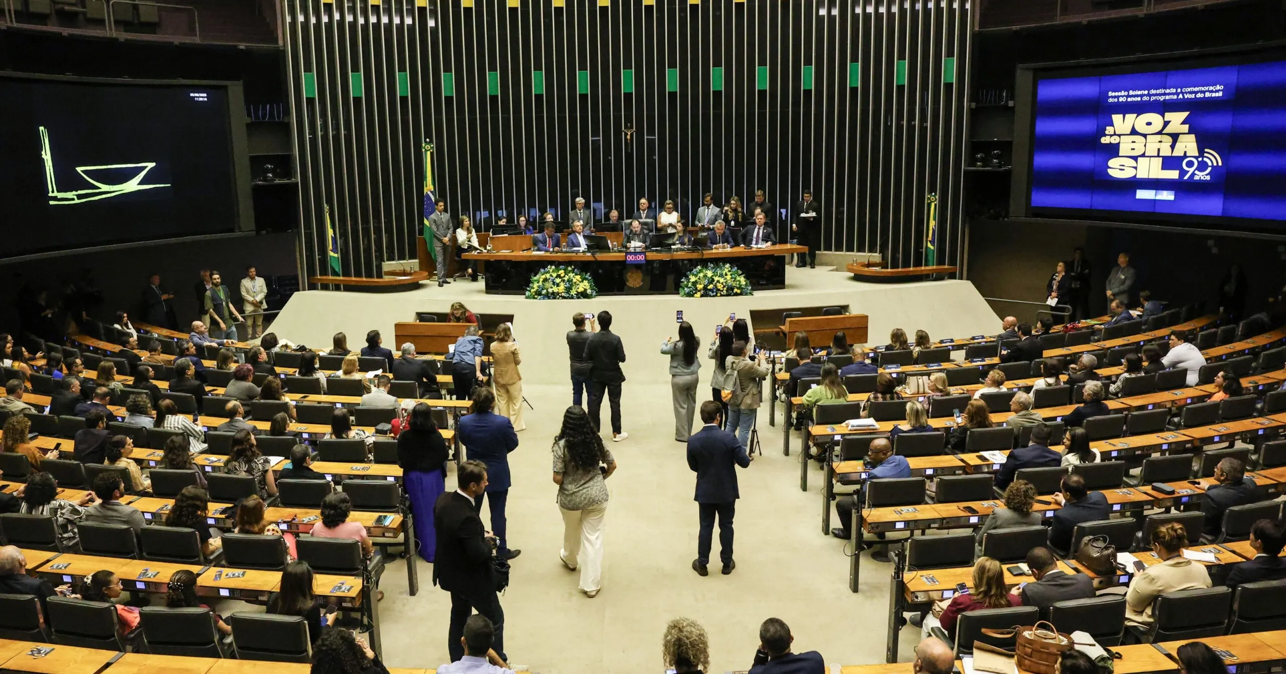 Congresso avança em projeto que regula o uso digital na primeira infância<div class="iad-mobile-excerpt">Brasília — O Congresso Nacional deu um passo importante para regulamentar o uso de tecnologias digitais na primeira infância. A Câmara dos […]</div><div class="iad-cat-meta">  <a href="https://www.iadodinheiro.com.br/author/jcarlosredator/" class="iad-cat-link">    <span class="iad-cat-name">José Carlos Sanchez Jr.</span>  </a>  <span class="iad-cat-sep"> | </span>  <span class="iad-cat-date">16.10.2025</span></div>