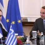 Crise política na França derruba bolsa e aumenta custo da dívida