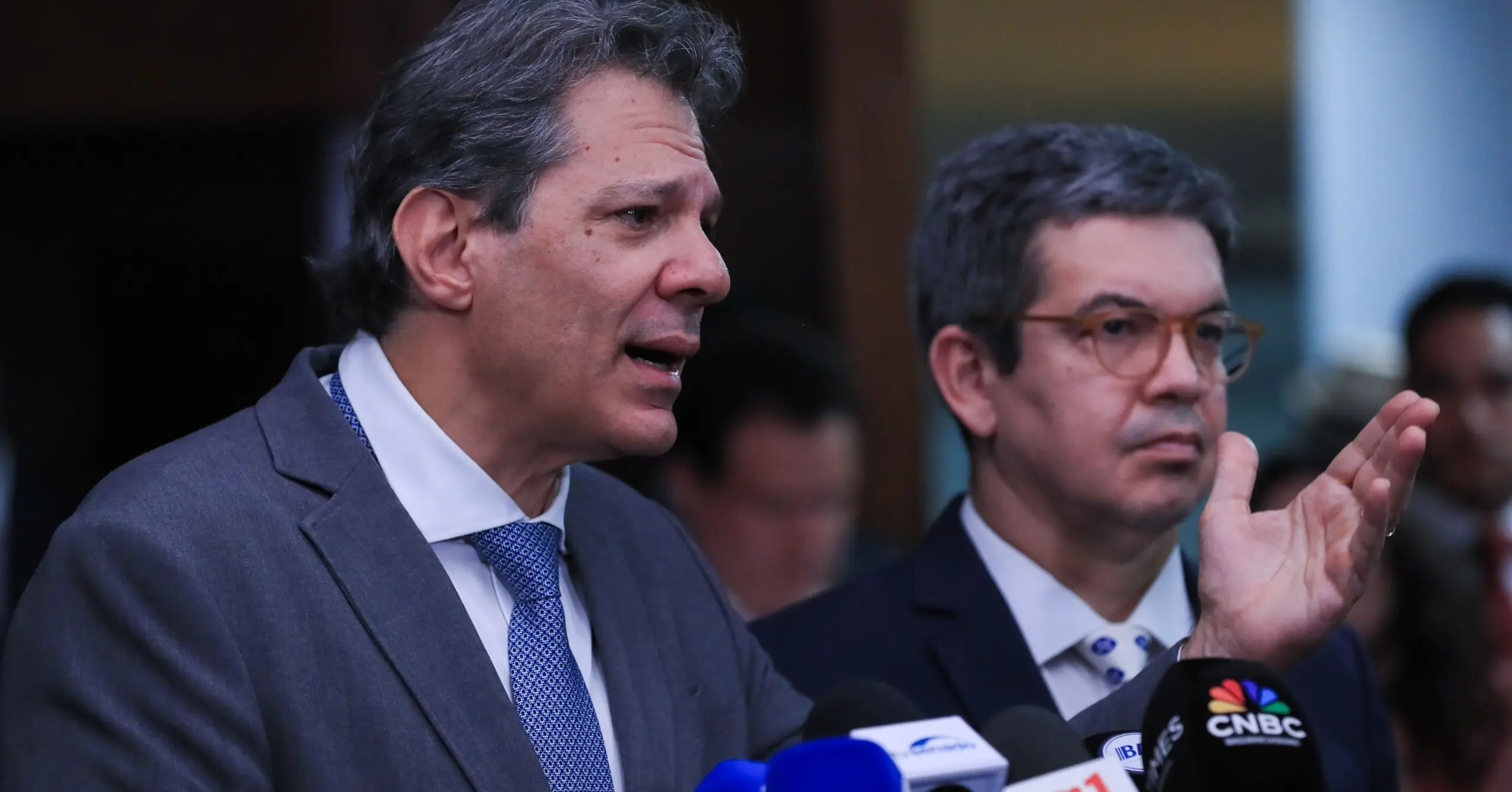 Pacote de cortes busca fechar 2026 sem travar política de crescimento