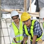 Após uma década perdida, políticas sociais voltam a gerar emprego