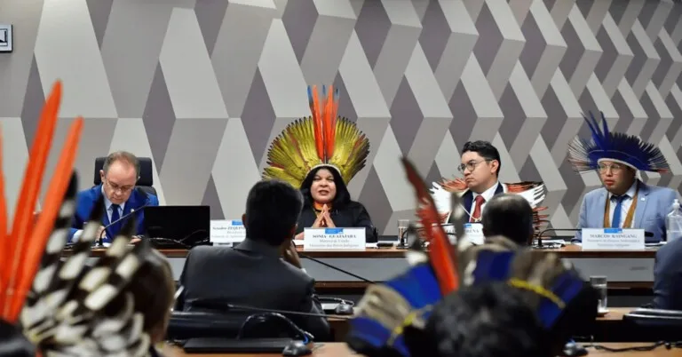 Brasil tenta transformar protagonismo ambiental em liderança política na abertura da Pré-COP30