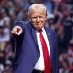 Lula pede a Trump fim de tarifaço e propõe encontro presencial em breve