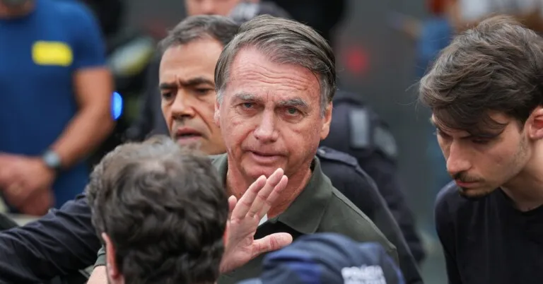 Audiência de custódia de Bolsonaro ocorre neste domingo