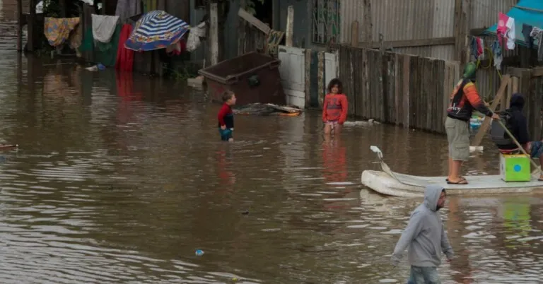 Ciclone que devastou o Sul do país evidencia o preço social da nova era do clima
