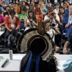 Equador rejeita bases estrangeiras e preserva Constituição ecológica