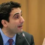 Com menor inflação em 27 anos, Selic em 15% desafia lógica econômica