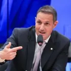 Derrite entrega nova versão do PL Antifacção após críticas do governo