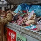 RJ inaugura ponto de apoio para pessoas em situação de rua com serviços essenciais