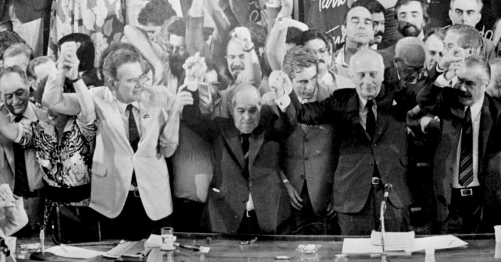 Transição inacabada