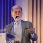 Celso Amorim vê risco real de guerra após ofensiva dos EUA contra a Venezuela