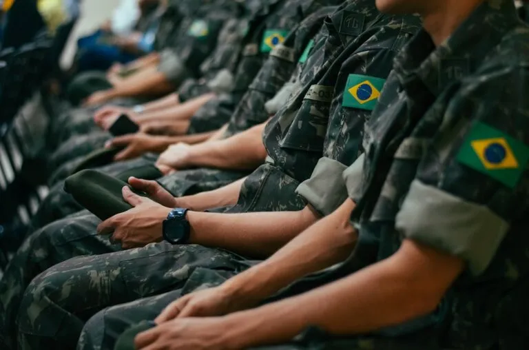 Abono salarial 2026 começa a ser pago para nascidos em maio e junho