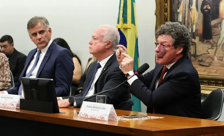 PEC 40 horas semanais