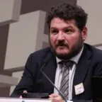 Teto do INSS sobe para R$ 8.537: o que muda no seu benefício