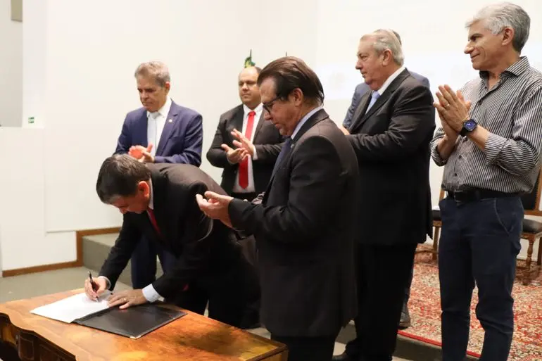 contrato por prazo determinado